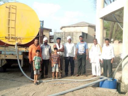 Jamkhed villagers have water wandering | जामखेडच्या ग्रामस्थांची पाण्यासाठी भटकंती