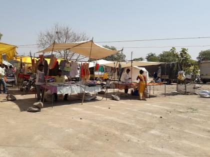 Shrushkunuktak due to heat in the market of shirasgaon gourd | शिरसगाव लौकी बाजारात उष्णतेमुळे शुकशुकाट