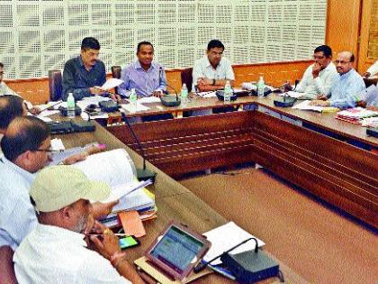 Presenting the draft of water reservation format | पाणी आरक्षणाचा प्रारूप आराखडा सादर