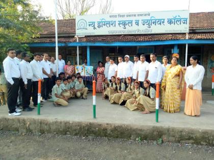 Launch of sanitation and plastic ban campaign in Rural Village | तांदुळवाडी गावात स्वच्छता अन् प्लॅस्टिक बंदी अभियानाची सुरुवात