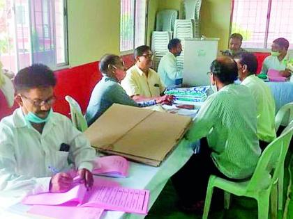 Polling today for 17 directors of District Central Co-operative Bank | जिल्हा मध्यवर्ती सहकारी बँकेचे 17 संचालकांसाठी आज मतदान