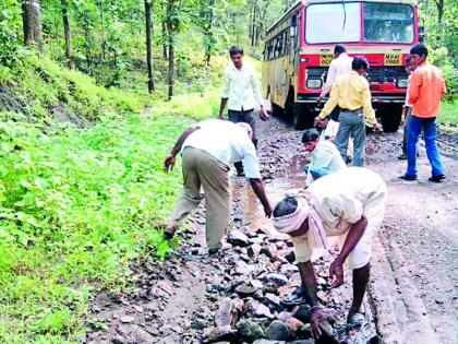 In the monsoon season, contact of 20 villages, 33 villages outside contact area | पावसाळ्यात २० गावांचा तुटतो संपर्क, ३३ गावे संपर्कक्षेत्राबाहेर