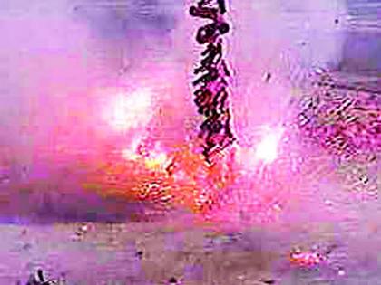 There are 500 authorized firecrackers in the district | जिल्ह्यात ५०० अधिकृत फटाका विक्रेते There are 500 authorized firecrackers in the district | जिल्ह्यात ५०० अधिकृत फटाका विक्रेते