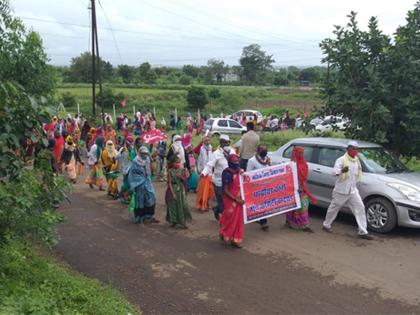 Morcha of Kisan Sabha at Chandwad Prantadhikari office | किसान सभेचा चांदवड प्रांताधिकारी कार्यालयावर मोर्चा