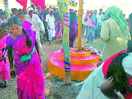 The crowd gathered at Sakka Sarakka Yatra | समक्का सारक्का यात्रेत गर्दी