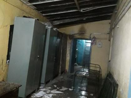 The roof of 'POP' collapses in Kadim police station | कदीम पोलीस ठाण्यातील ‘पीओपी’चे छत कोसळले