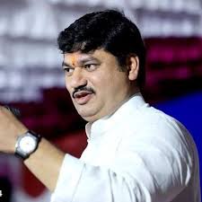 Due to the role of Prakash Ambedkar: Dhananjay Munde | प्रकाश आंबेडकरांच्या भूमिकेबद्दल जनतेला संशय : धनंजय मुंडे