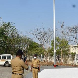 Flag salute for the day | महाराष्ट्र दिनानिमित्त ध्वजवंदन Flag salute for the day | महाराष्ट्र दिनानिमित्त ध्वजवंदन