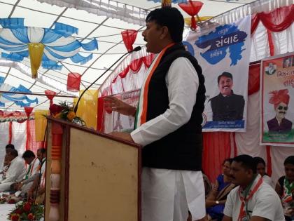निझर येथे काँग्रेसचा मेळावा