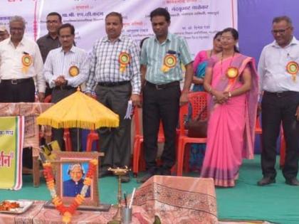 3 instruments participated in science exhibition | विज्ञान प्रदर्शनात १३७ उपकरणांचा सहभाग 3 instruments participated in science exhibition | विज्ञान प्रदर्शनात १३७ उपकरणांचा सहभाग