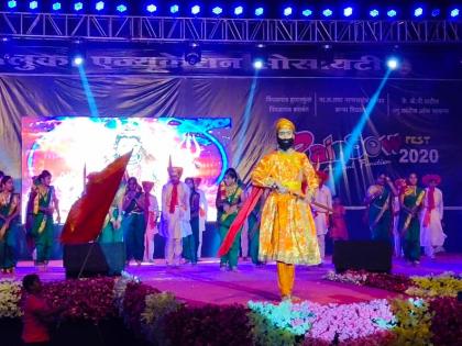 Singing, dancing, singing. | एकांकिका,नृत्य,गायनाची धम्माल..