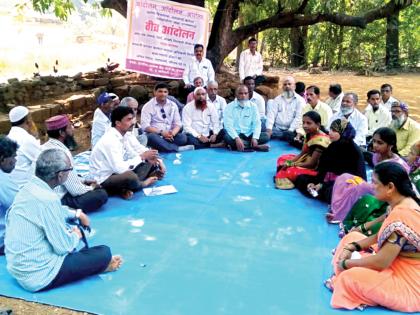  Locks at the entrance to the primary health center, angry villagers in Umbarde perform | प्राथमिक आरोग्य केंद्राच्या प्रवेशद्वाराला टाळे, उंबर्डेत संतप्त ग्रामस्थांचे कृत्य