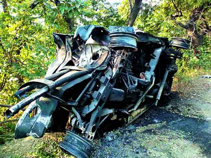 Three killed in two accidents, one serious | तीन अपघातात दोन ठार, एक गंभीर