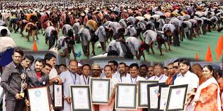 Record of Suryanmask Yoga in the Limca Book of World Records | सूर्यनमस्कार योगसाधनेची लिम्का बुक ऑफ वर्ल्ड रेकॉर्डस्‌मध्ये नोंद