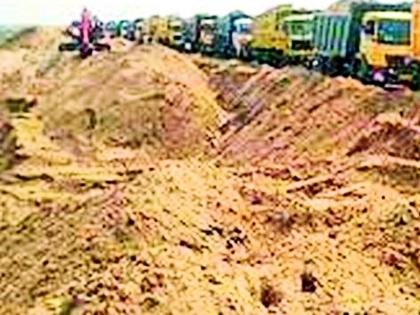 The process of auctioning sixteen and a half thousand brass sands | साडेसोळा हजार ब्रास रेतीच्या लिलावाची राबिवणार प्रक्रिया