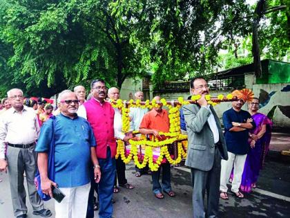 19 th Samarasata samelan in Nagpur; literature fest | समरसतेची पालखी खांद्यावर घेऊन निघाले साहित्याचे वारकरी; संमेलनाचे सूप वाजले