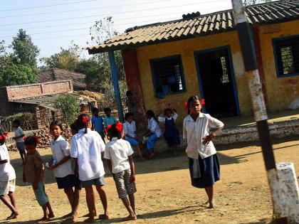 schools in rural, no students are ignored | जादा पटाच्या शाळांचा अभ्यास अन् कमी पटावर डोळेझाक