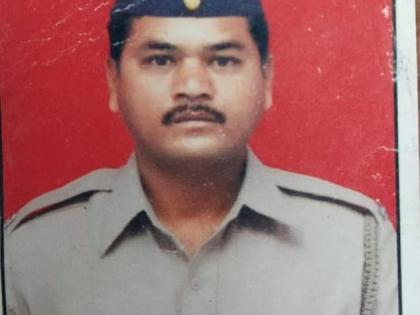 Accidental death of a policeman in Lonand, another on a dirt road | खड्डेमय रस्त्याचा दुसरा बळी, लोणंदमधील पोलिसाचा अपघाती मृत्यू