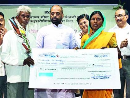 The project seekers will follow up till justice is received - Ahir | प्रकल्पग्रस्तांना न्याय मिळेपर्यंत पाठपुरावा करणार -अहीर The project seekers will follow up till justice is received - Ahir | प्रकल्पग्रस्तांना न्याय मिळेपर्यंत पाठपुरावा करणार -अहीर