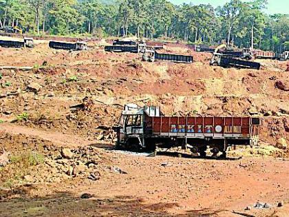 Surajadad Hill Workers Fasting | सुरजागड पहाडीवरील कामगारांचे उपोषण