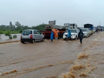  The torrential rains continue in Igatpuri taluka | इगतपुरी तालुक्यात मुसळधार पाऊस सुरूच