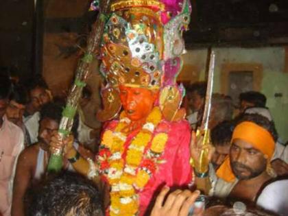 The beginning of the Jagdamba Devi Swari festival at Dhawda | धावडा येथील जगदंबा देवी स्वारी उत्सवाला सुरुवात The beginning of the Jagdamba Devi Swari festival at Dhawda | धावडा येथील जगदंबा देवी स्वारी उत्सवाला सुरुवात