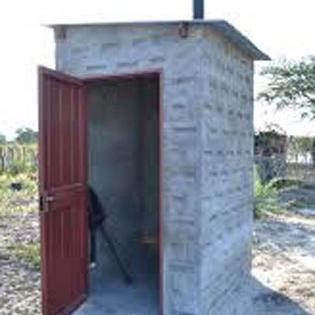 The toilets will be given to the deprived beneficiaries | वंचित लाभार्थ्यांना मिळणार शौचालय