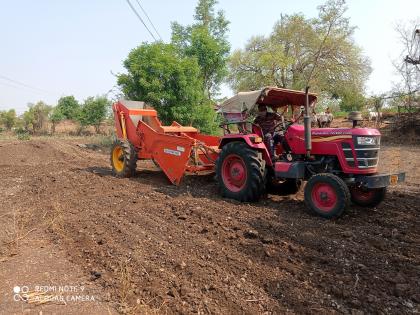 A young man from Laxminagar discovered an agri-business | लक्ष्मीनगरच्या तरुणाने शोधला शेतीपुरक व्यवसाय