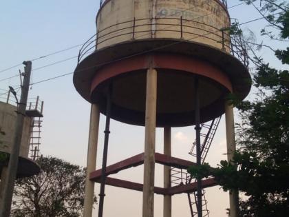 Wandering time for water on Nandurvaidya women | नांदूरवैद्यच्या महिलांवर पाण्यासाठी भटकंतीची वेळ