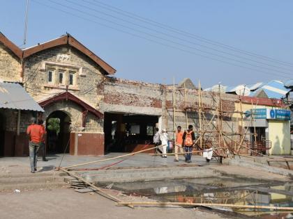 Make the train station a model station instead of an heritage | रेल्वे स्थानक हेरिटेज ऐवजी मॉडेल स्थानक बनवा Make the train station a model station instead of an heritage | रेल्वे स्थानक हेरिटेज ऐवजी मॉडेल स्थानक बनवा