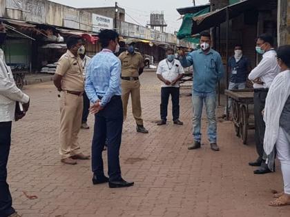 58 people who came in contact with the coroner were sent to the quarantine room in Navapur | कोरोनाबाधिताच्या संपर्कात आलेल्या ५८ जण नवापूरच्या क्वारंटाईन कक्षात रवाना 58 people who came in contact with the coroner were sent to the quarantine room in Navapur | कोरोनाबाधिताच्या संपर्कात आलेल्या ५८ जण नवापूरच्या क्वारंटाईन कक्षात रवाना