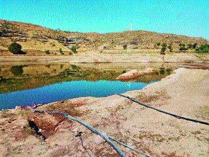 Water supply from Umbandari dam | उंबरदरी धरणातून पाणीचोरी सुरूच