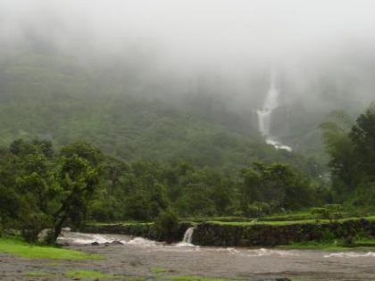 Rainfall starts in Sindhudurg | सिंधुदुर्गात पावसाची संततधार सुरूच