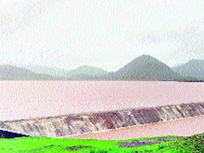 Irrigation water storage at 4% | गिरणा धरणात ११ टक्क्यांवर पाणीसाठा