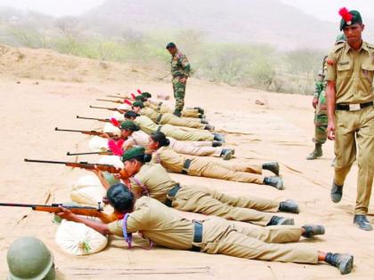 NCC Battalion's training center in bouquet! | एनसीसी बटालियनचे प्रशिक्षण केंद्र गुलदस्त्यात!