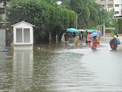 All trains in Kolhapur canceled on the second day | कोल्हापुरातील सर्व रेल्वेगाड्या दुसऱ्यादिवशीही रद्द