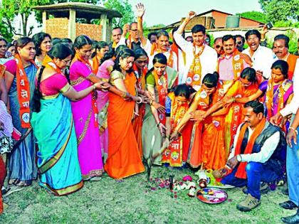 Bhumi Pujan of Women's Hospital done by women | महिलांनी केले महिला रूग्णालयाचे भूमिपूजन