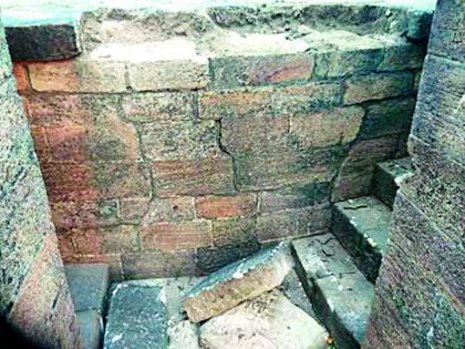 Destruction of Gondalin fort | गोंडकालिन किल्ल्याची नासधूस