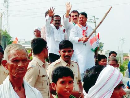  Congress's Aakash Morcha in shade | सावलीत काँग्रेसचा आक्रोश मोर्चा