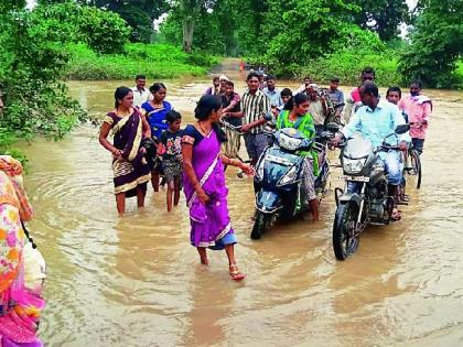 The rain fell in three months | तीन महिन्यातच पडला वर्षभराचा पाऊस