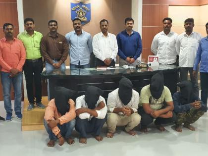 Iranian gang arrested with killers, five accused arrested | हत्यारांसह इराणी टोळी पकडली, पाच आरोपींचा समावेश : चारचाकीसह अडीच लाखाचा मुद्देमाल जप्त