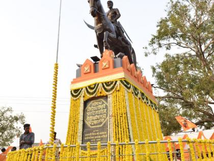 Chhatrapati Shivaji Maharaj gave justice to the people of all castes | छत्रपती शिवरायांनी अठरापगड जातींना न्याय दिला