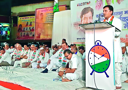 P. N. Patil will not be fit without having a MLA: Dhananjay Mahadik | पी. एन. पाटील यांना आमदार केल्याशिवाय स्वस्थ बसणार नाही: धनंजय महाडिक