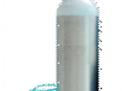 Corona patients decreased in the district, but the number of oxygen cylinders increased | जिल्ह्यात कोरोना रुग्ण घटले, परंतु ऑक्सिजन सिलिंडर संख्या वाढली Corona patients decreased in the district, but the number of oxygen cylinders increased | जिल्ह्यात कोरोना रुग्ण घटले, परंतु ऑक्सिजन सिलिंडर संख्या वाढली