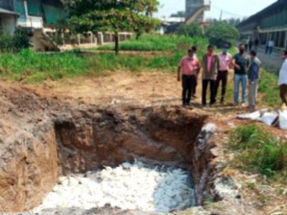 The administration is alerted as the death rate of chickens has increased | कोंबड्यांच्या मृत्यूचे प्रमाण वाढल्याने प्रशासन सतर्क