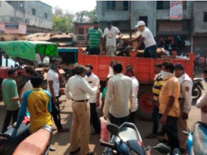 Action against the unarmed in the bottom | तळोद्यात बेेशिस्तांवर कारवाई