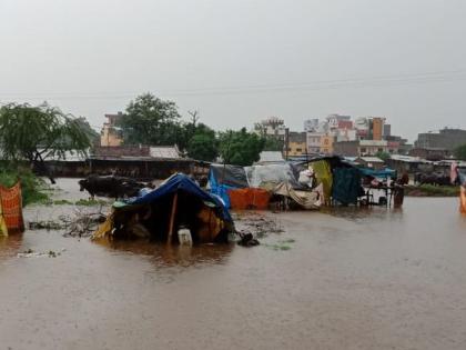 Floods of rivers in Akkalkuwa taluka | अक्कलकुवा तालुक्यातील नद्यांना पूर