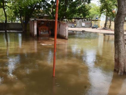 The storm subsided, the rain fell | वादळ टळले, पाऊस कोसळला