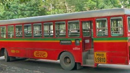 The driver was suspended for refusing to drive the bus without a door | विना दरवाजा बस चालविण्यास नकार दिल्याने चालक निलंबित