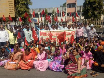 Demand for construction workers protesting against Sangli protest, defame workers | बांधकाम कामगारांची सांगलीत निदर्शने, कामगारांची बदनामी थांबविण्याची मागणी